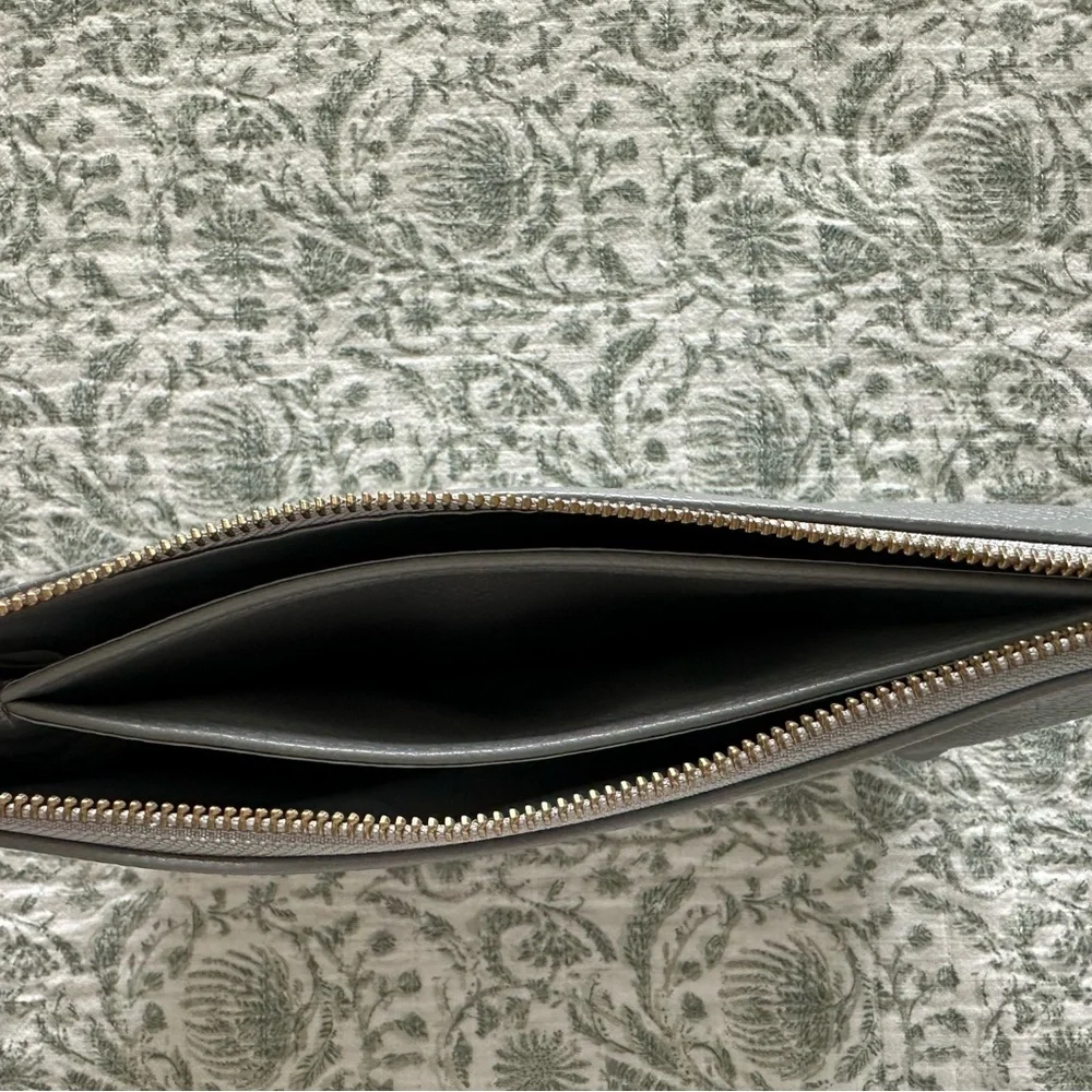 Freshly Picked Wristlet - Picture 3 of 4